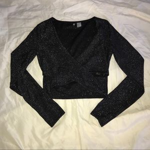 NWOT H&M criss cross crop top